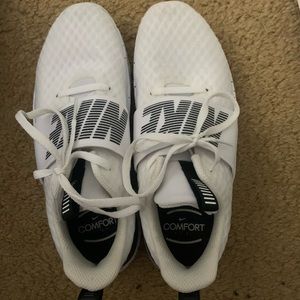 TR9 nike training shoes